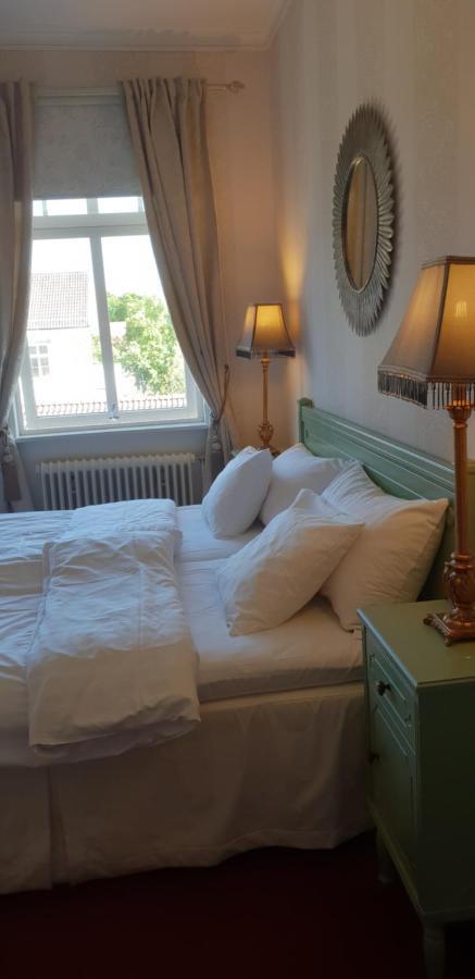 Hotell Oernen Турсбю Экстерьер фото