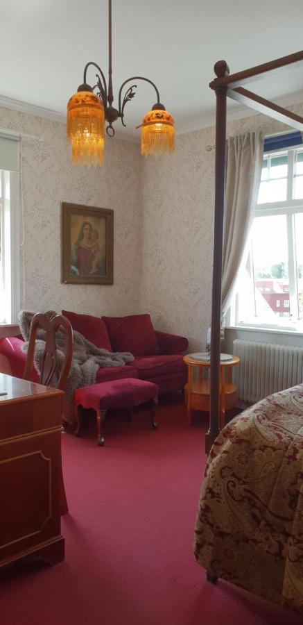 Hotell Oernen Турсбю Экстерьер фото
