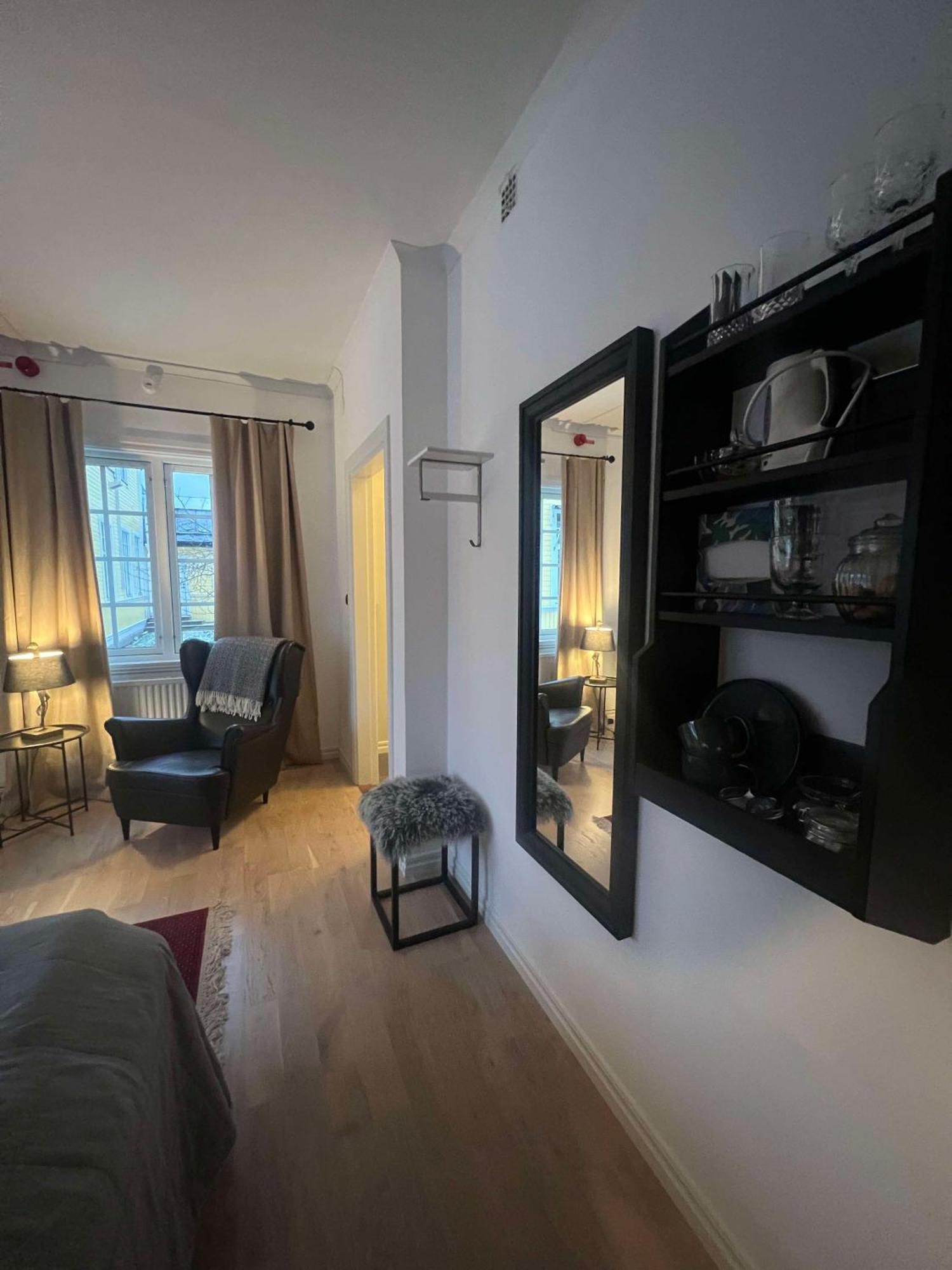Hotell Oernen Турсбю Экстерьер фото